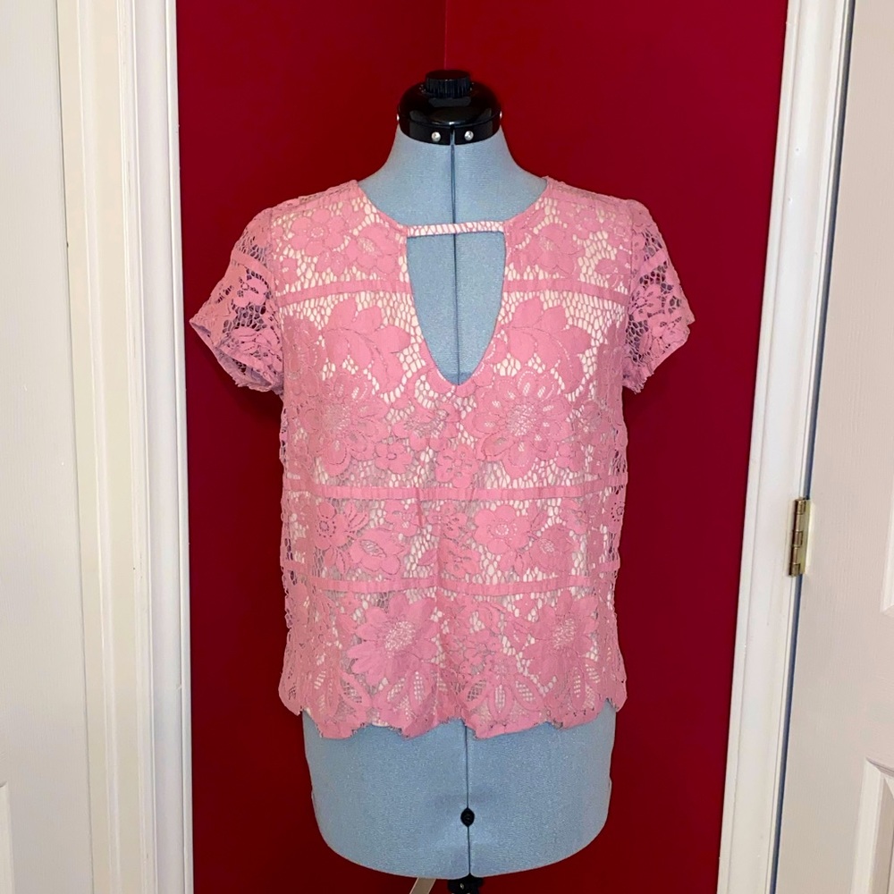 🌸 Express lace top size M 🌸